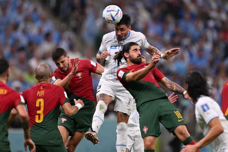 Un jugador de la Selección de Uruguay se la pudrió a su DT tras perder con Portugal