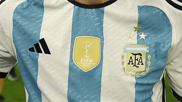Nueva camiseta de la Selección Argentina con 3 estrellas: el diseño