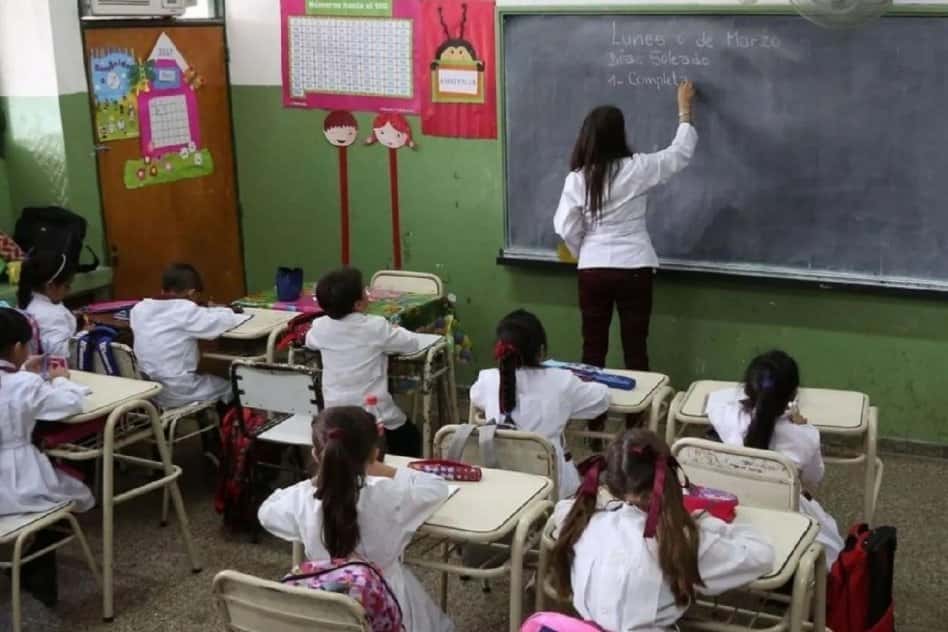 Natalia Zucol: “Aspiramos a que el docente tenga un solo cargo bien remunerado y eso va a mejorar sustancialmente la educación”
