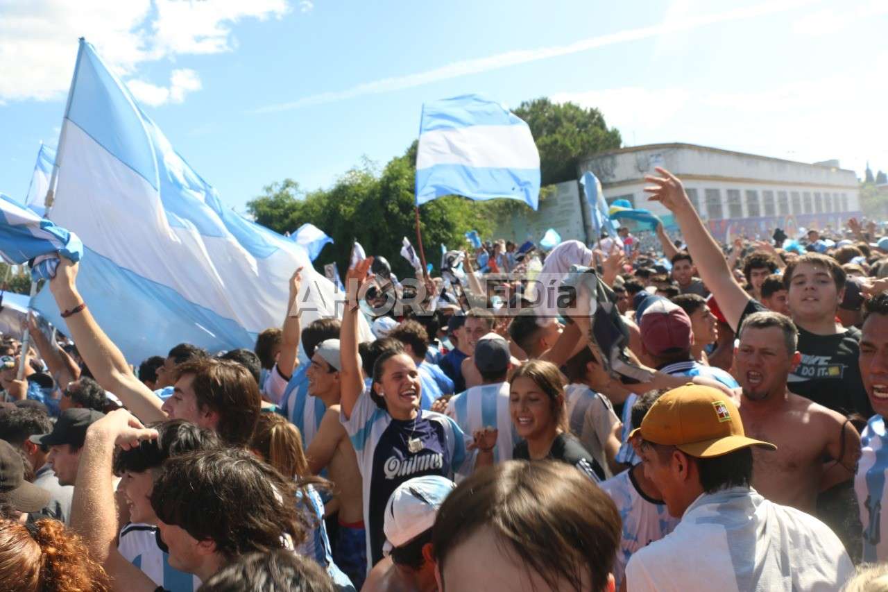 festejos argentina campeón gualeguaychú obeliscos - 1