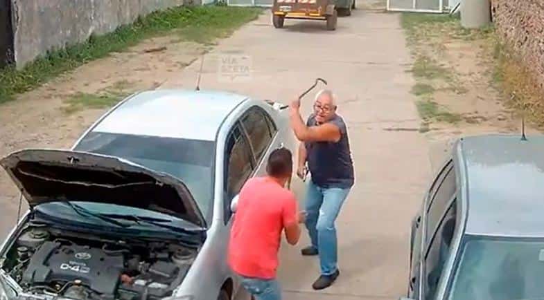 Video: Fue detenido por atacar a un mecánico a fierrazos
