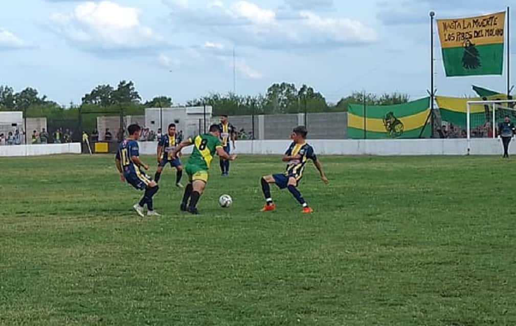 Ganaron Juventud Urdinarrain y Juventud Unida: caída de Deportivo