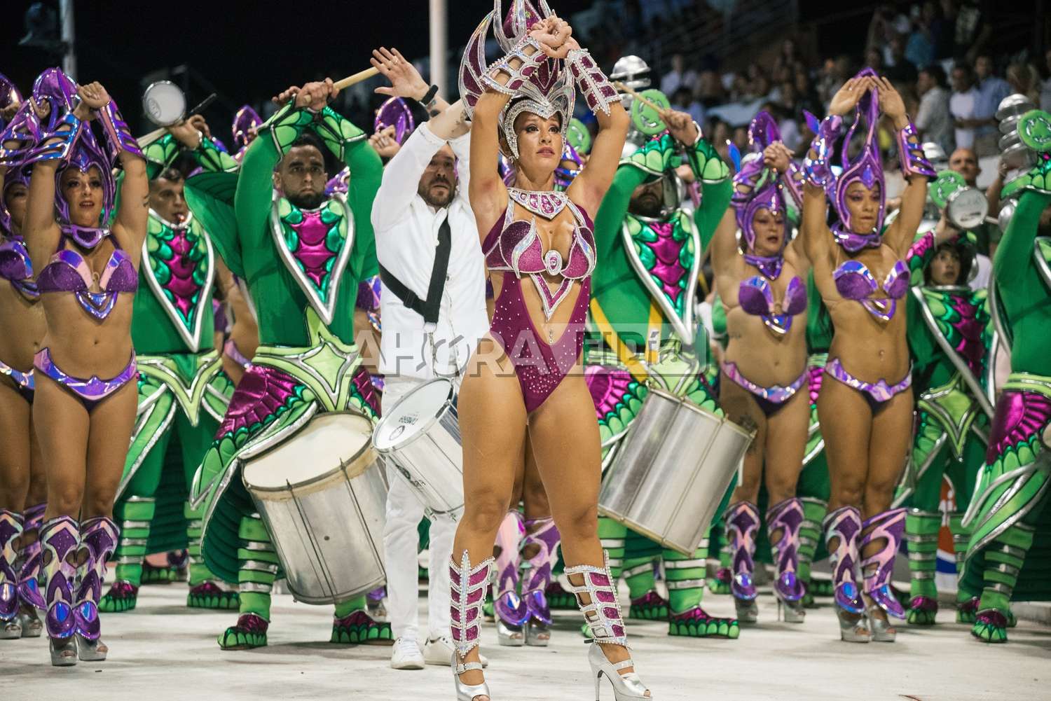 Gualeguaychú a pleno Carnaval: Se fue la octava noche y la fiesta continúa este lunes