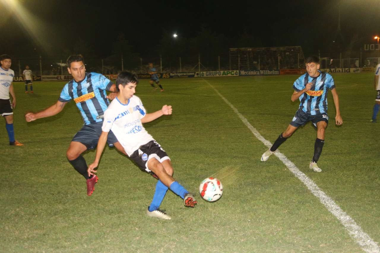 Victoria de Deportivo y derrota de Juventud Urdinarrain en los partidos de ida