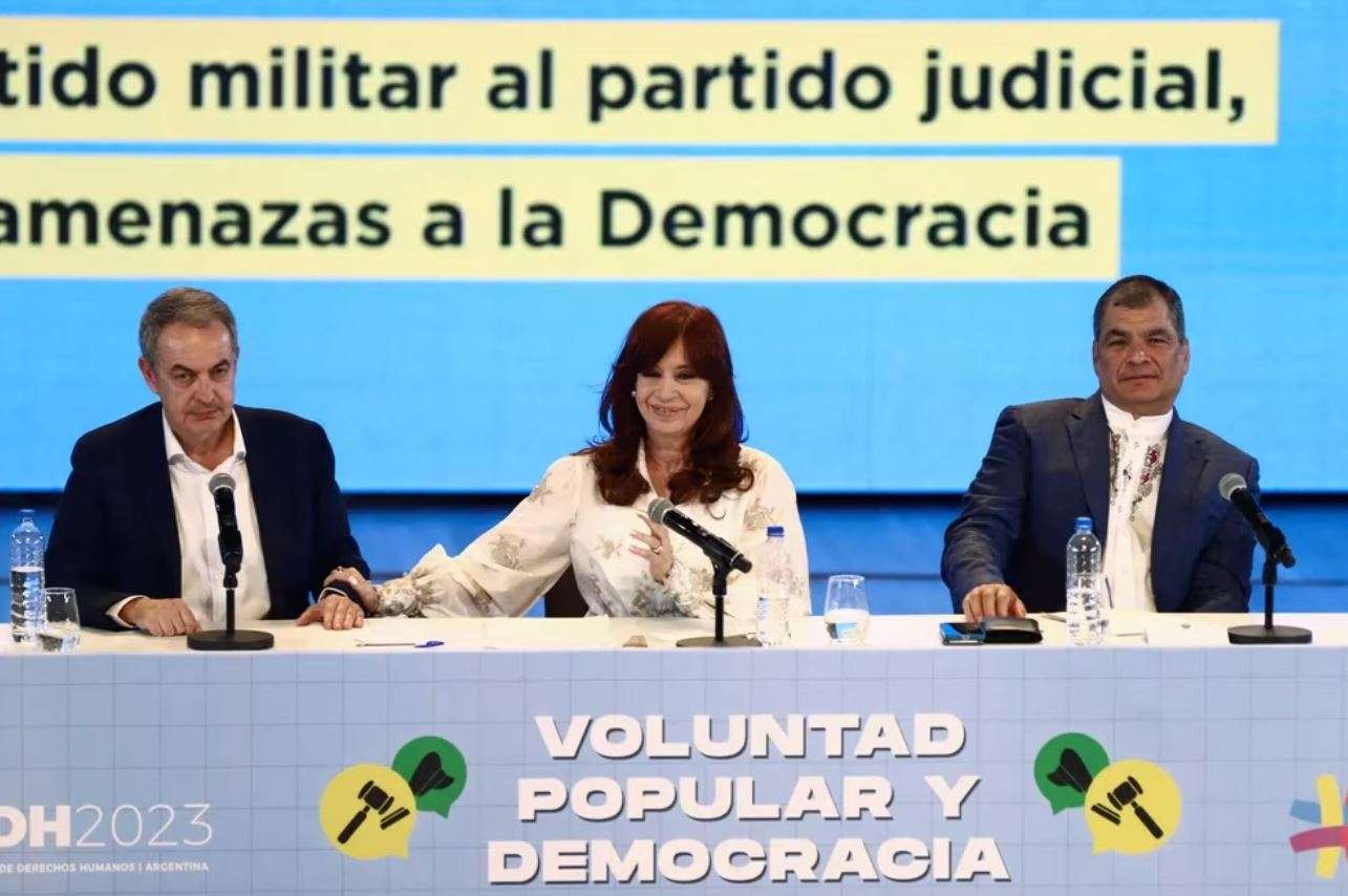 Cristina: “No me importa si me van a meter presa, sino que volvamos a reconstruir un estado democrático”