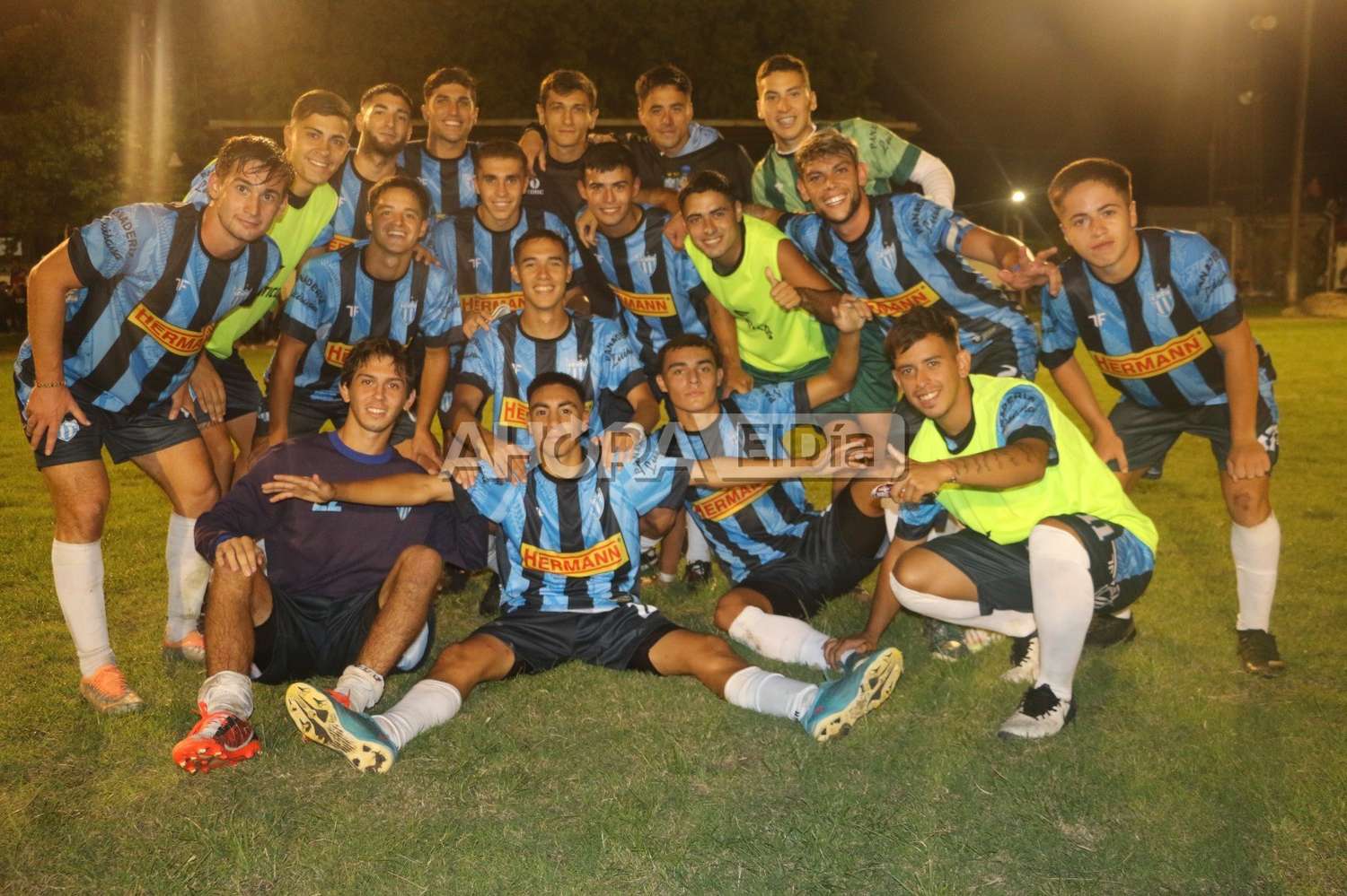 Copa Gualeguaychú: Juventud aprovechó sus momentos, goleó a Sarmiento y llegó a la final