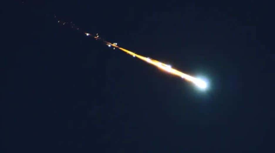 Un video capta el momento en que un meteorito se estrella con la superficie de la Luna