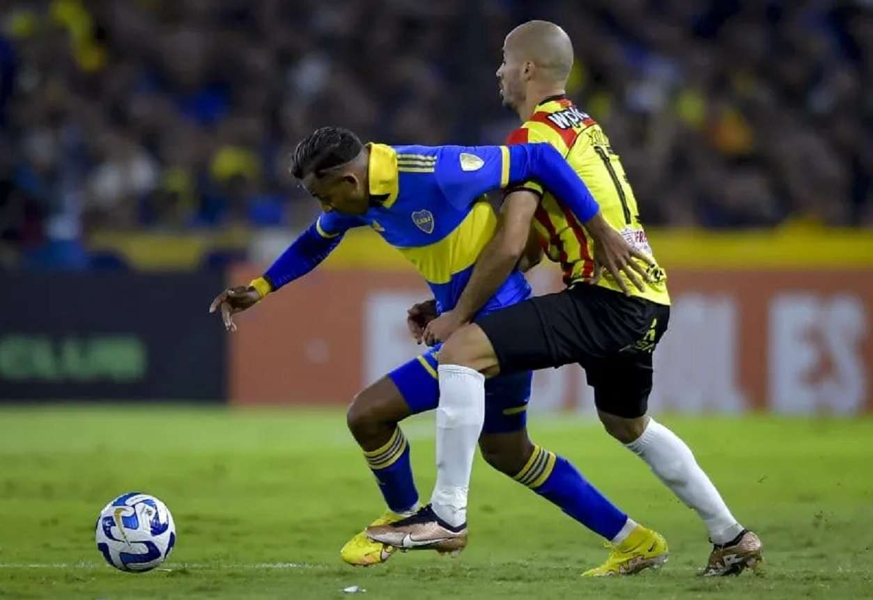 Boca perdió en Colombia y deberá asegurar la clasificación en su cancha