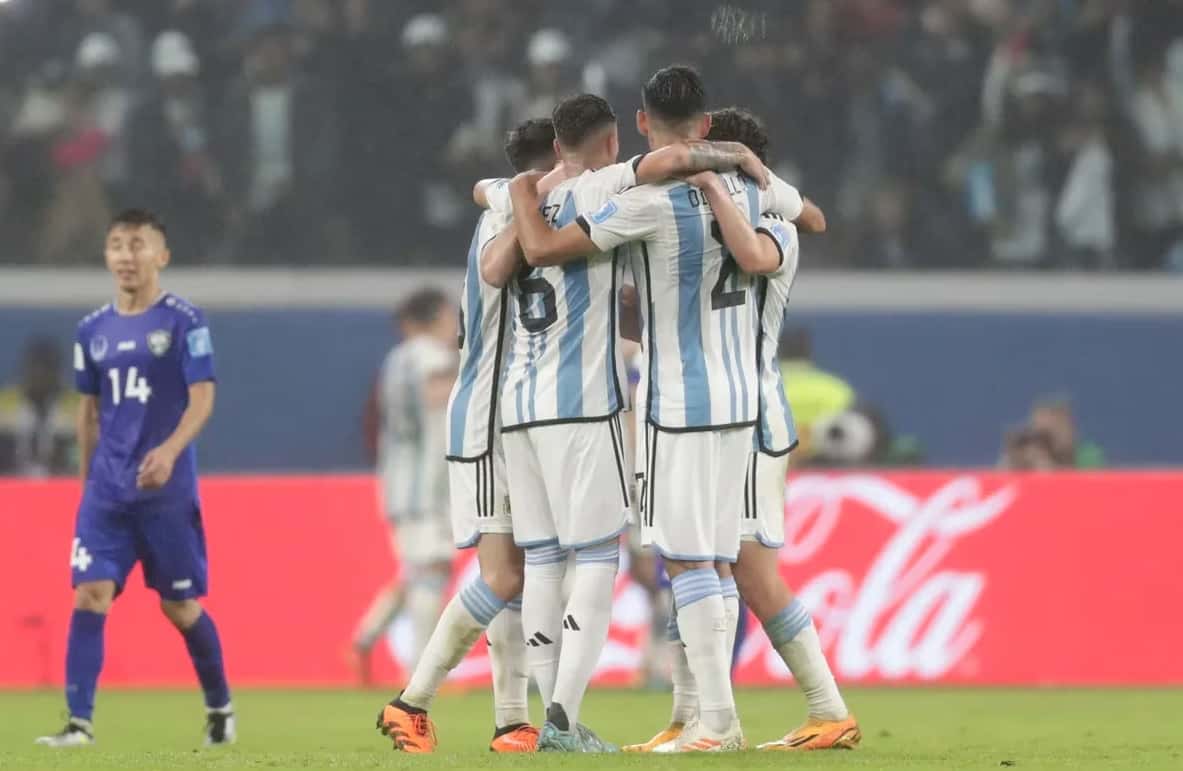 Argentina reaccionó a tiempo, dio vuelta el partido y terminó festejando en su debut en el Mundial Sub-20