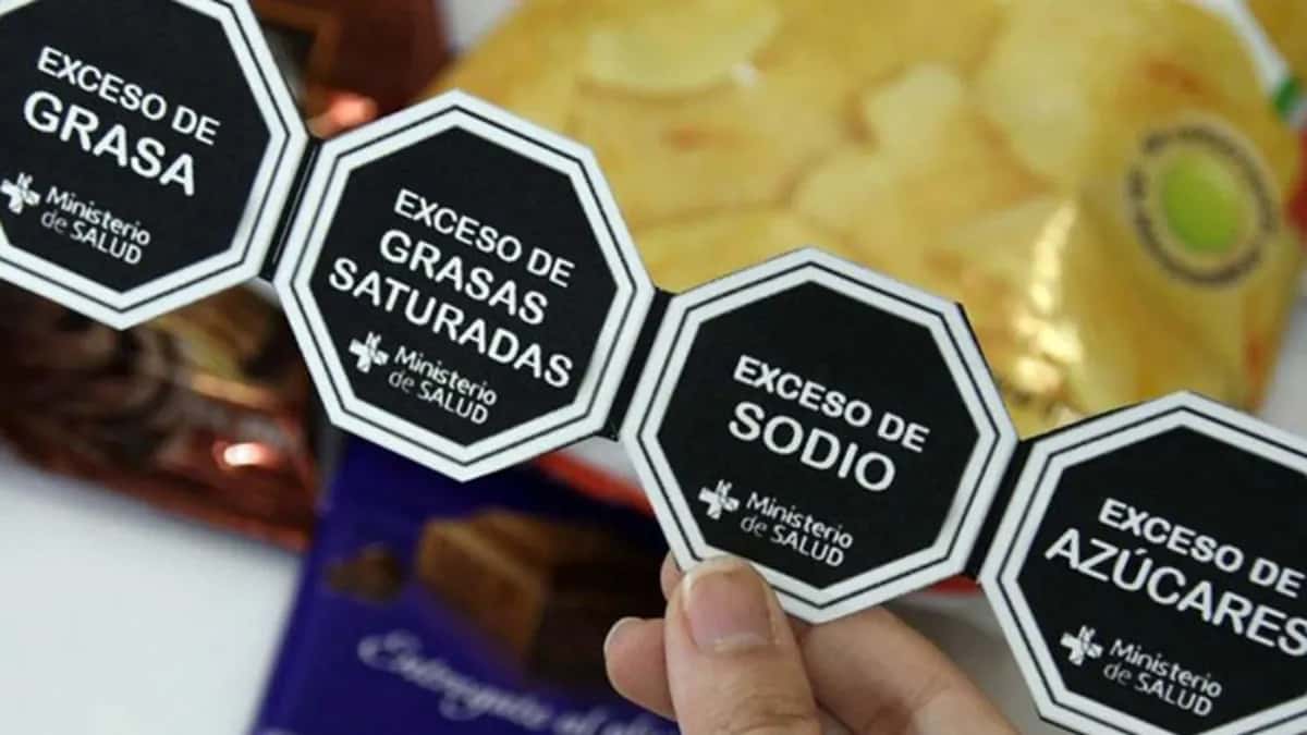 El Hospital Centenario realiza una campaña para concientizar sobre el consumo de sal