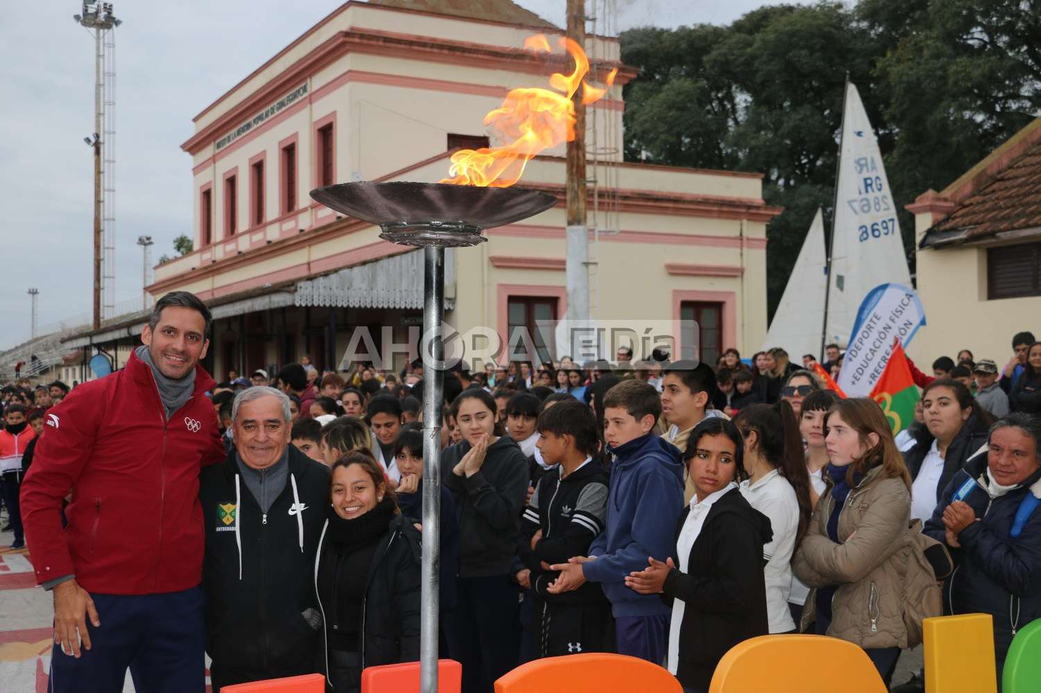 Con la presencia de Sebastián Crismanich y Antonella Ruiz Díaz se celebró el Día Olímpico en Gualeguaychú