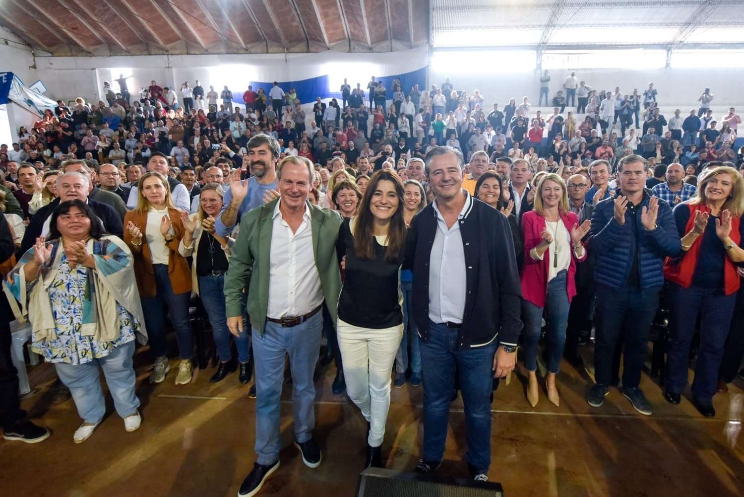 Bordet, Bahl y Monjo reunieron a los candidatos de Más para Entre Ríos de toda la provincia