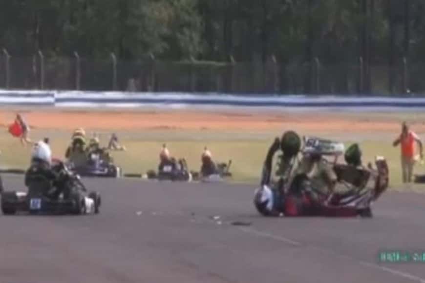 Un joven piloto de karting protagonizó un violento vuelco y fue trasladado al hospital