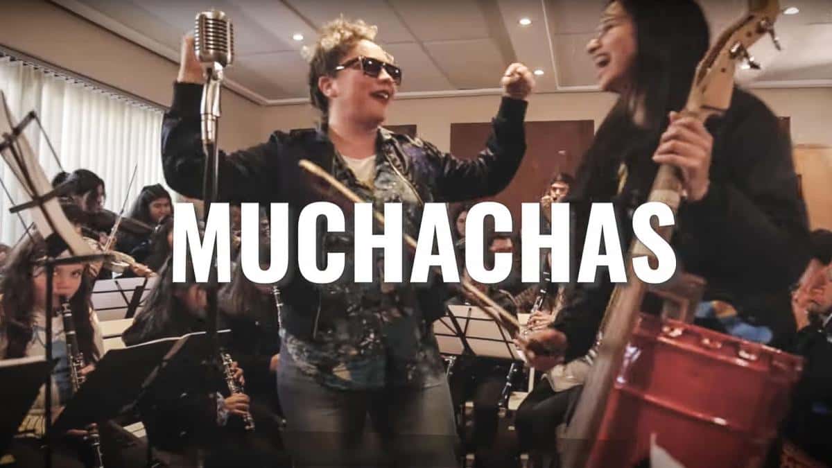 La canción "Muchachas" salió a la cancha y busca generar igualdad de género