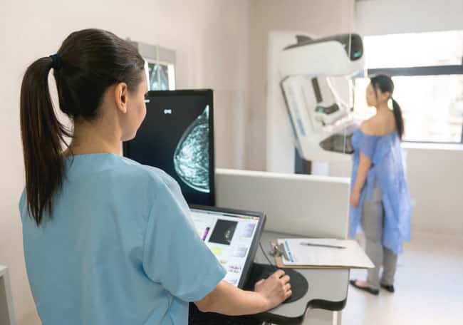 Con ayuda de la inteligencia artificial se podría diagnosticar con más precisión el cáncer de mama