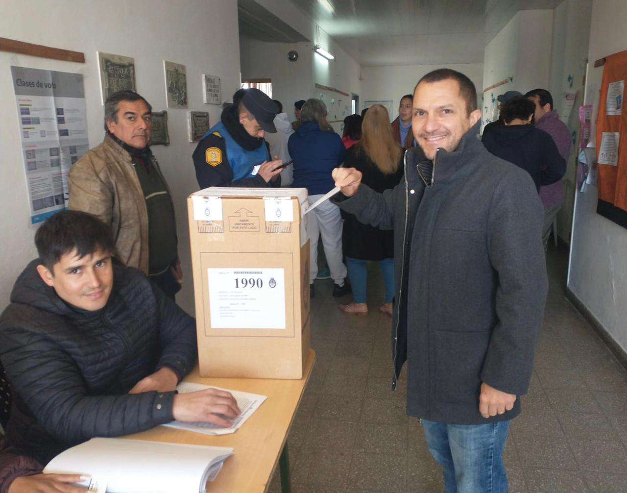 Germán Grané votó y destacó la participación ciudadana