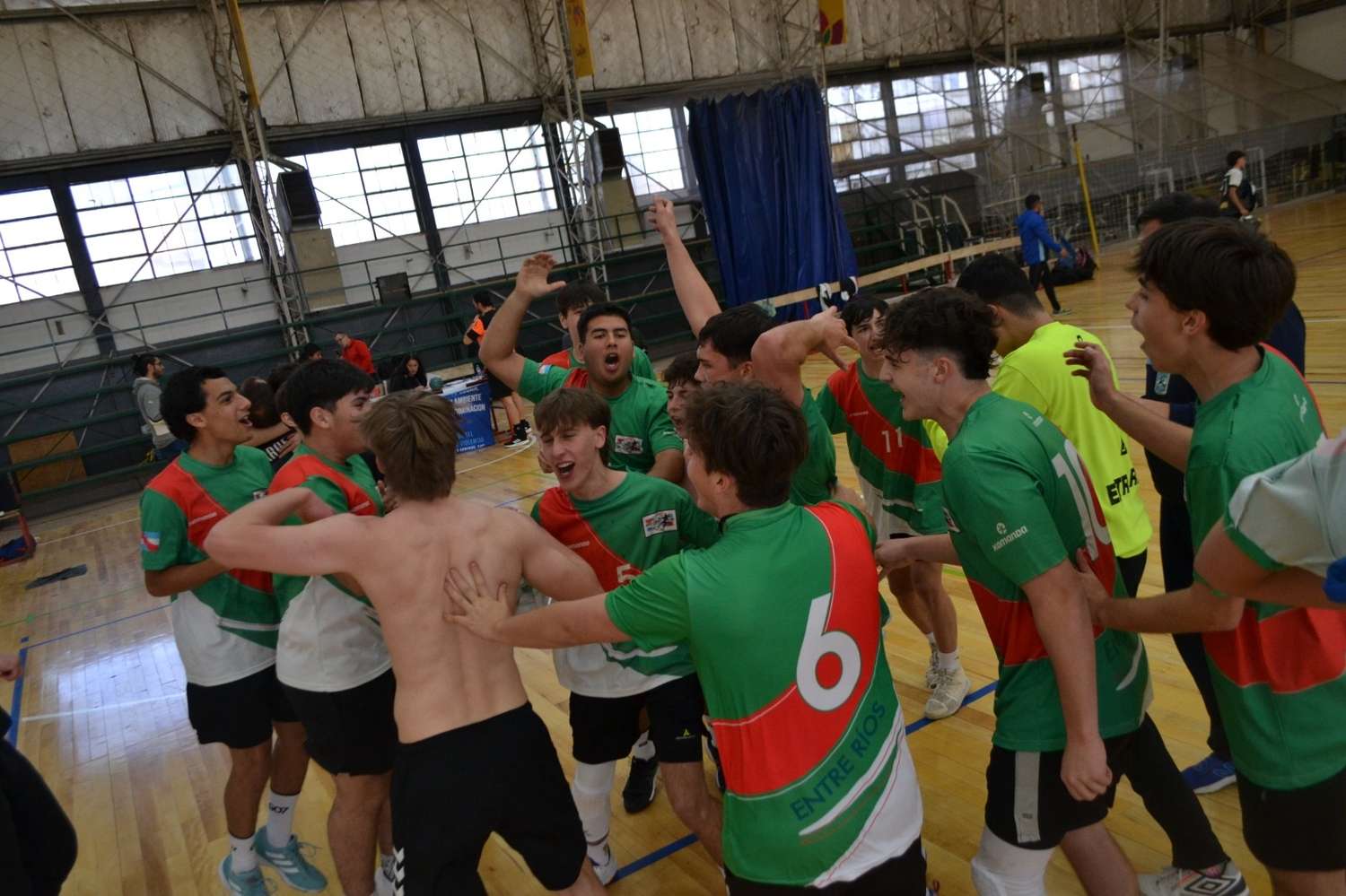 Handball: Entre Ríos se consagró campeón en varones y es finalista en mujeres en el Argentino de Cadetes