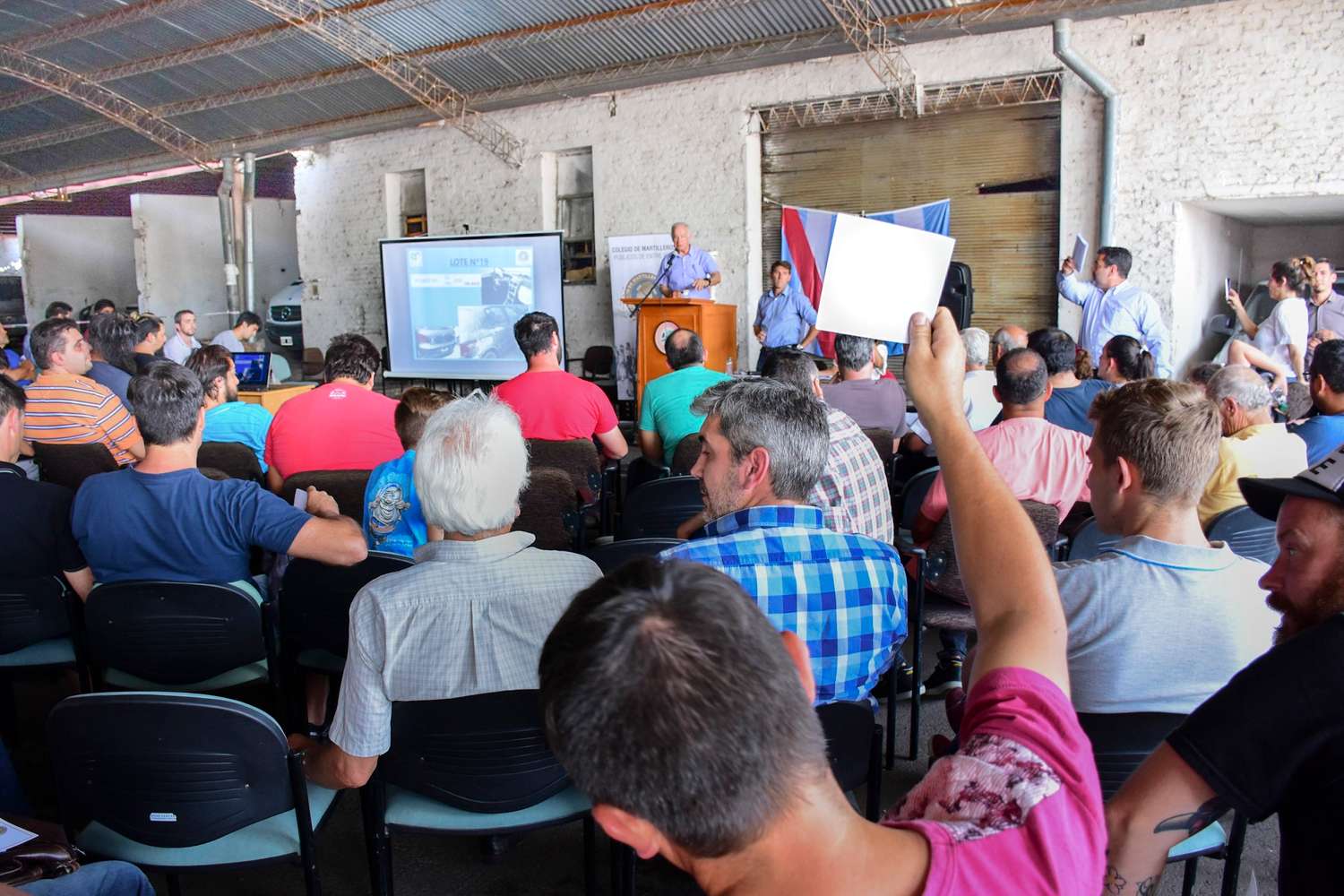 Subastarán públicamente automotores pertenecientes al Estado provincial