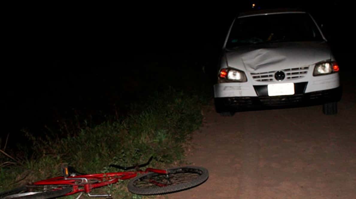 Trágico impacto: Un ciclista murió tras ser embestido por un auto en una ruta entrerriana