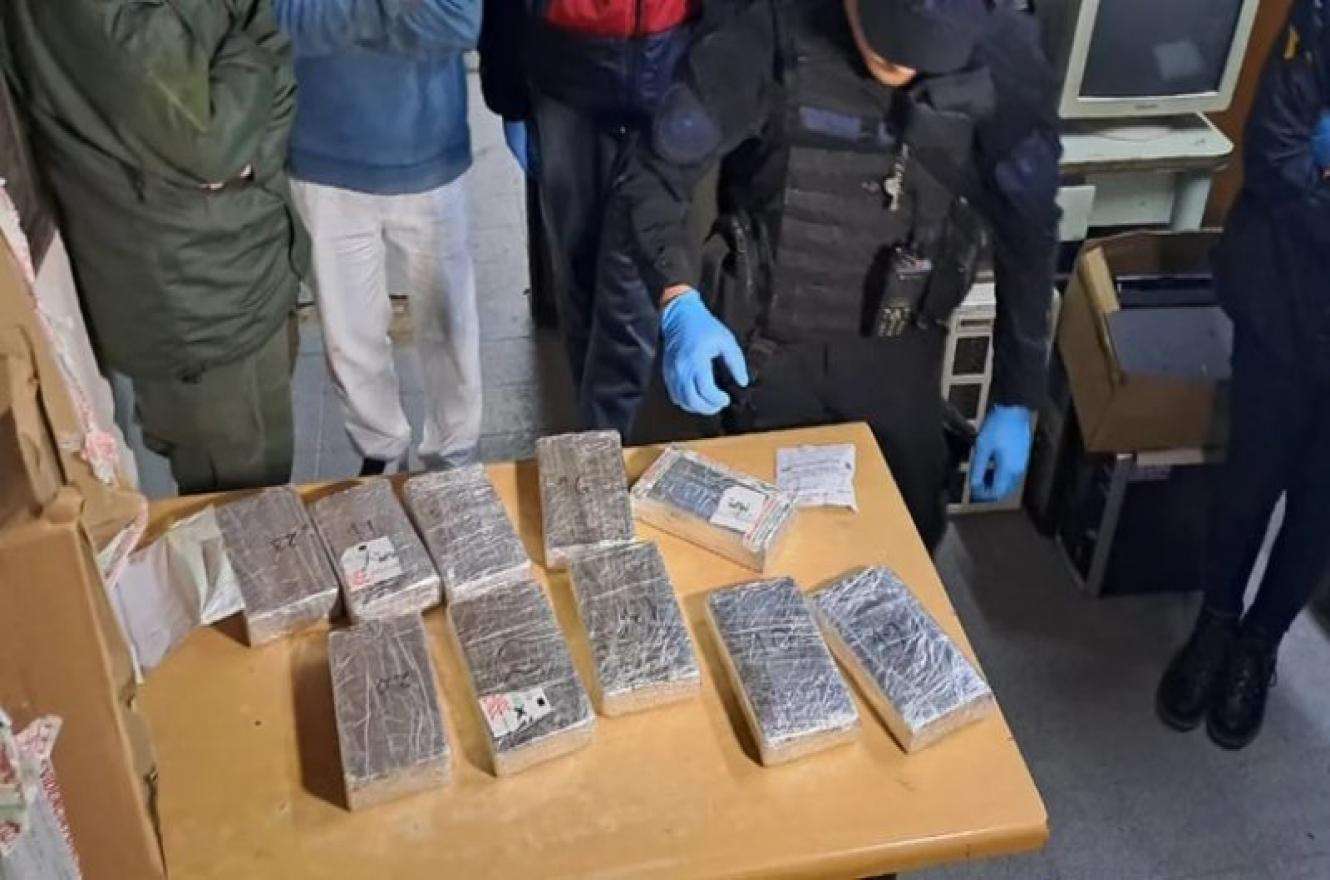 Desaparecieron 15 ladrillos de cocaína de un depósito de Gendarmería en Zárate-Brazo Largo