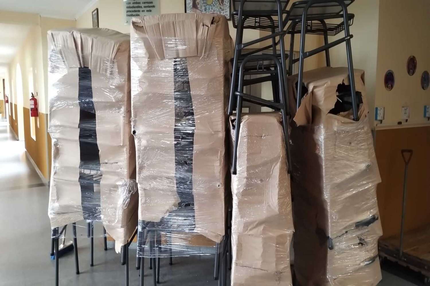 Renovaron el mobiliario en más de 300 escuelas entrerrianas