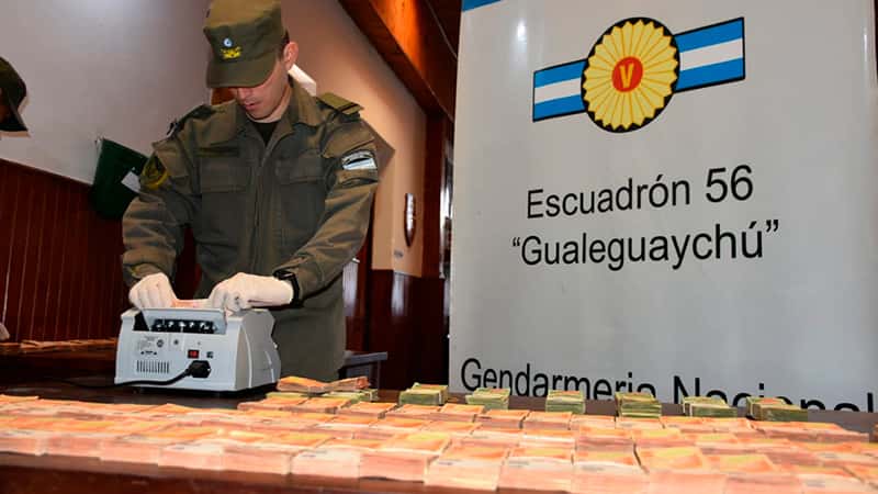 Le secuestraron $13 millones a un camionero en Gualeguaychú: dónde los tenía oculto