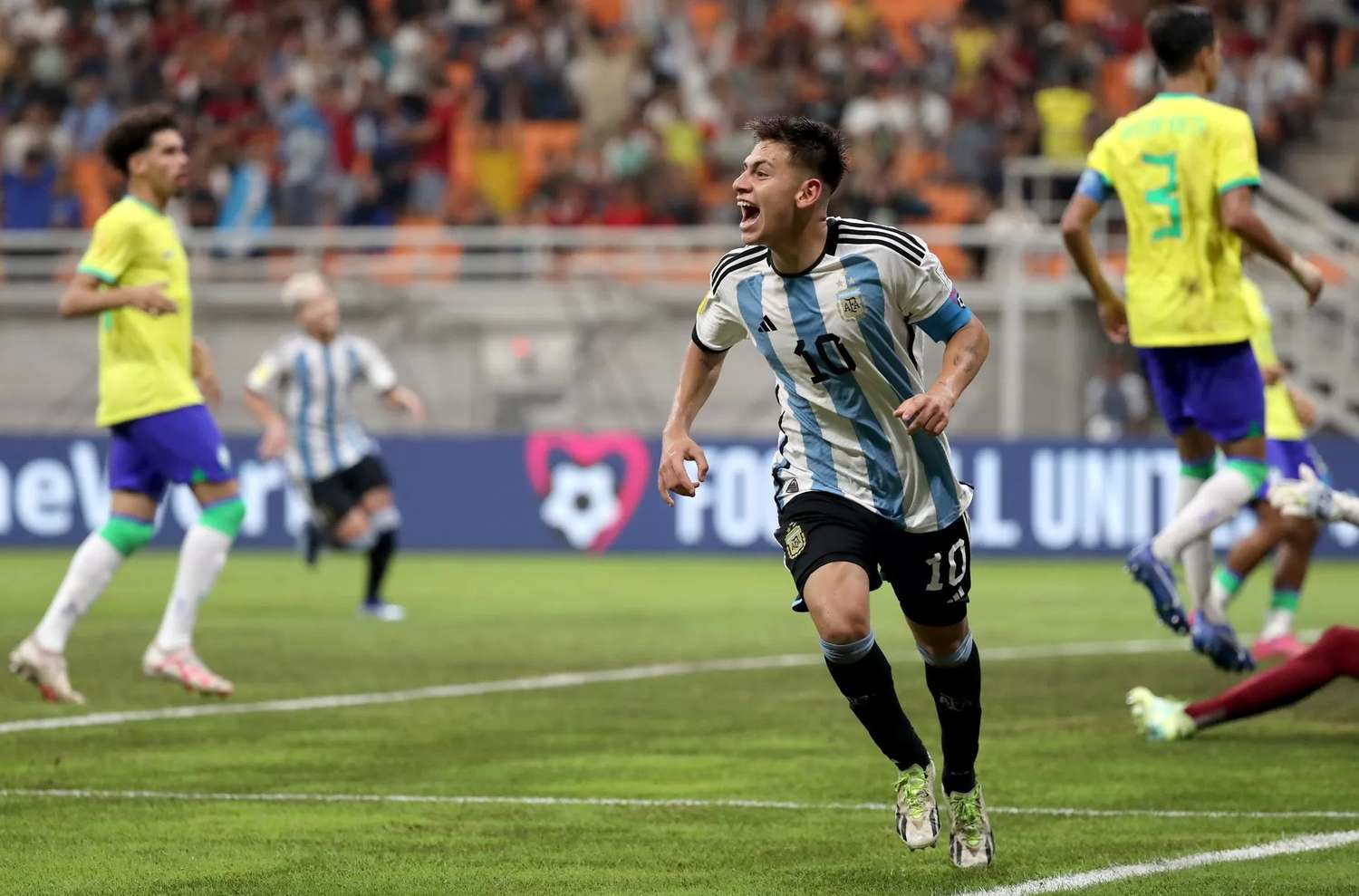 Argentina bailó a Brasil y pasó a las semifinales del Mundial Sub 17