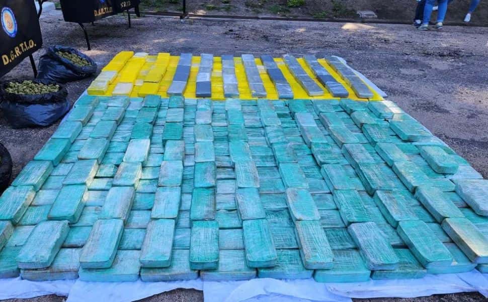 Detuvieron a tres argentinos que ingresaron a Uruguay con 33 kilos de cocaína y muestras similares al fentanilo