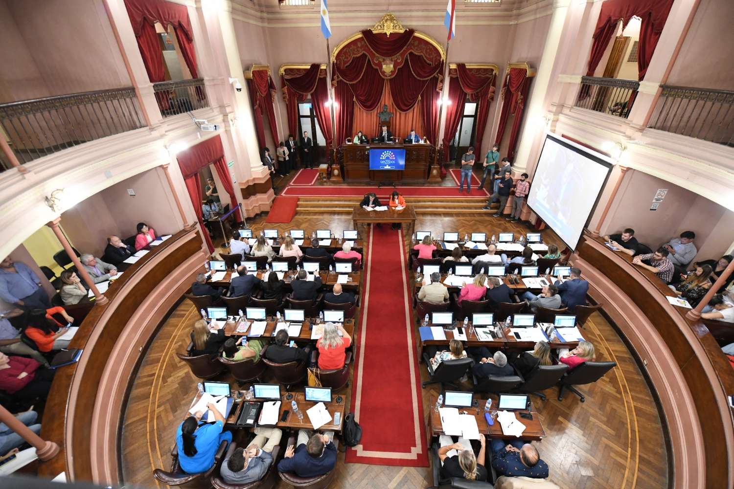La Cámara de Diputados de la provincia aprobó por unanimidad la Ley de Transición