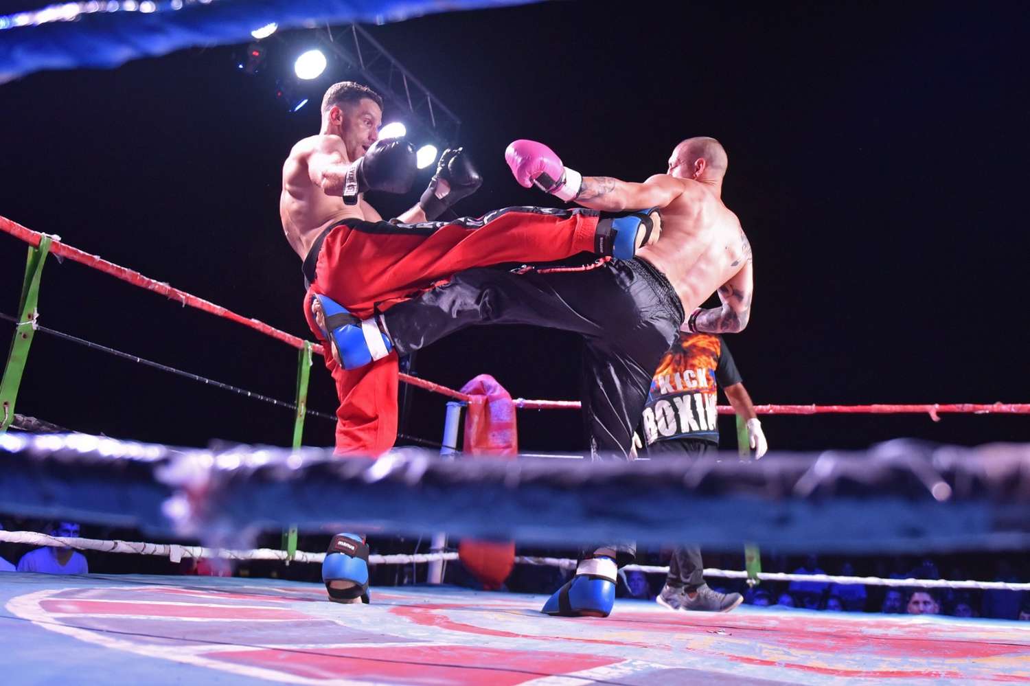 Pueblo Belgrano vibró con una apasionante velada de Kick Boxing y Full Contact