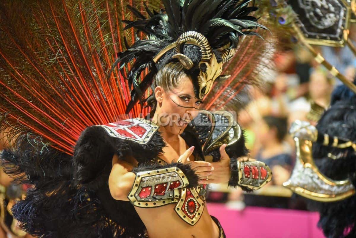 Papelitos Carnaval novena noche - 19