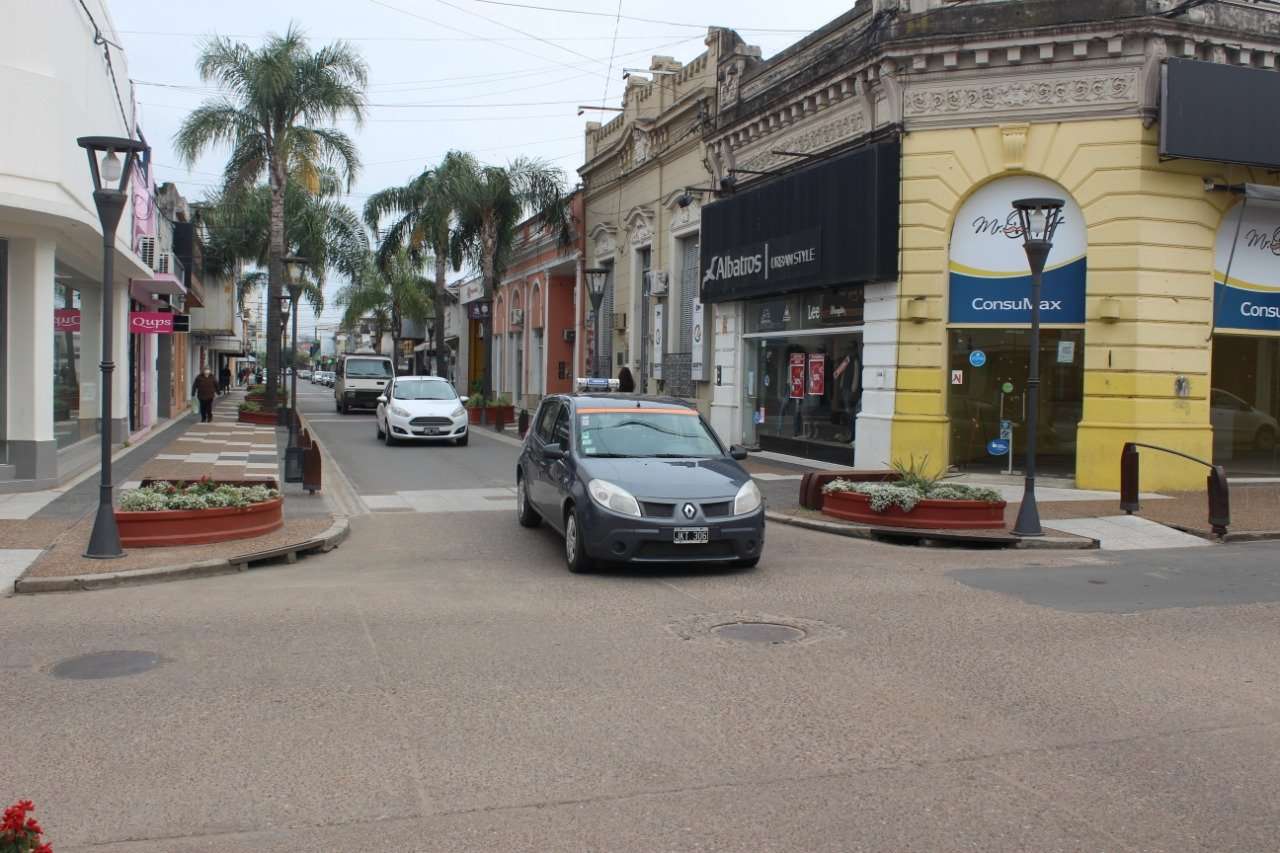 Terminó el fenómeno de los uruguayos en Gualeguaychú y los comerciantes prevén meses muy difíciles