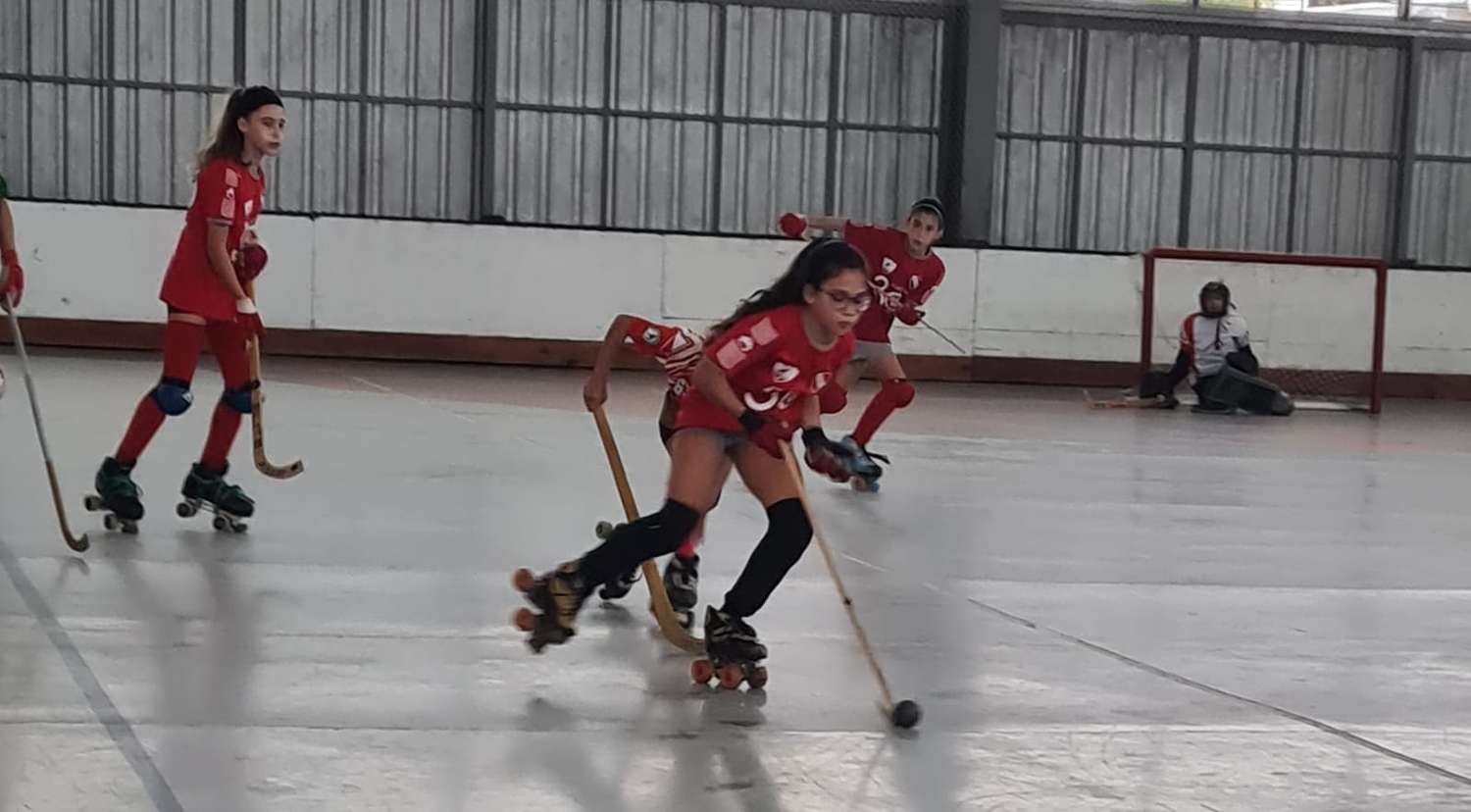 Hubo acción por el Torneo Apertura de hockey sobre patines