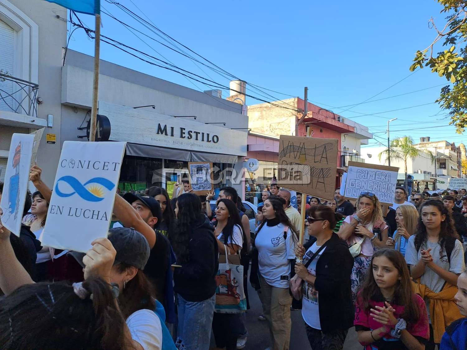 Se realizó en Gualeguaychú la marcha en defensa de las universidades públicas