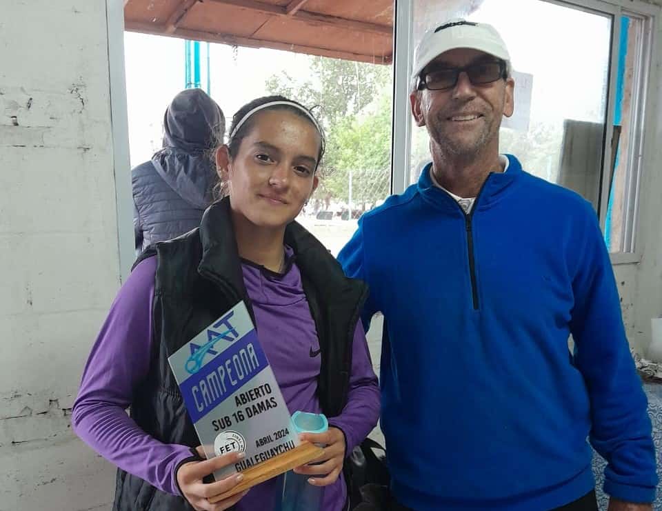 La tenista Katia Bula se consagró campeón de menores