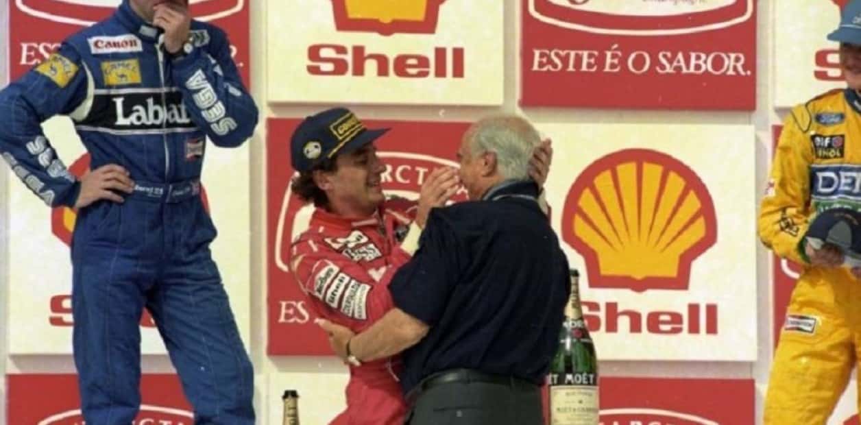 imagen A 30 años de la muerte de Ayrton Senna, su historia de amistad con Juan Manuel Fangio