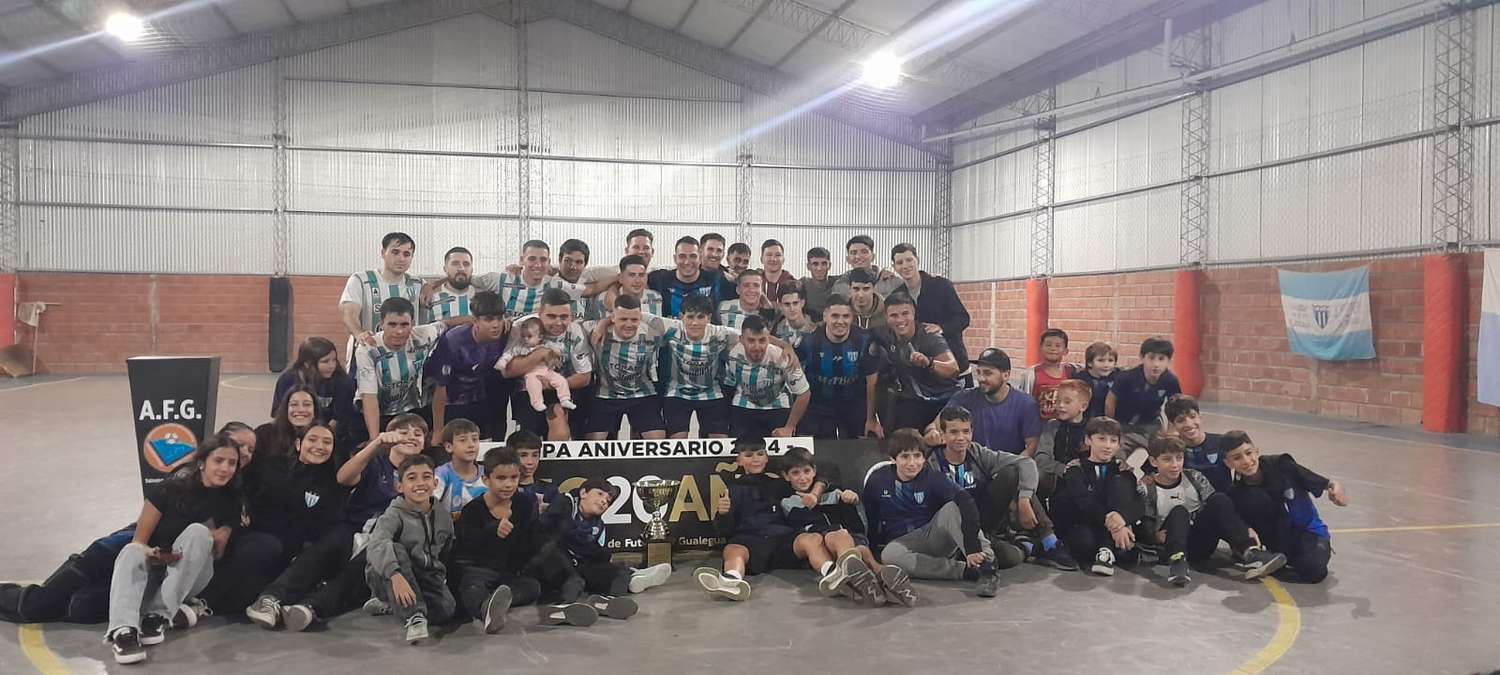 Juventud festeja su primer título en la disciplina del fútbol de salón.