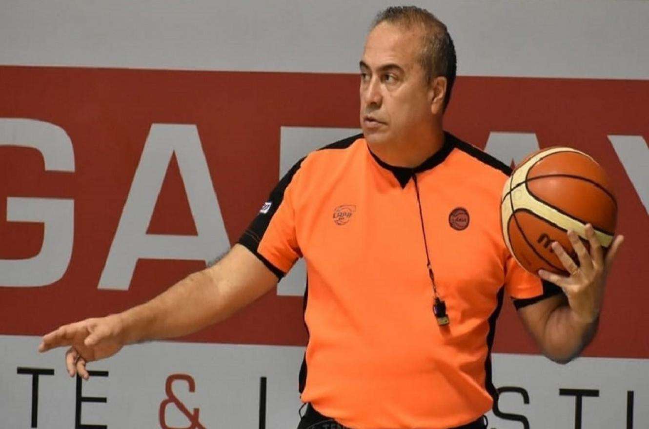 Javier Mendoza le pone punto final a su carrera como árbitro profesional