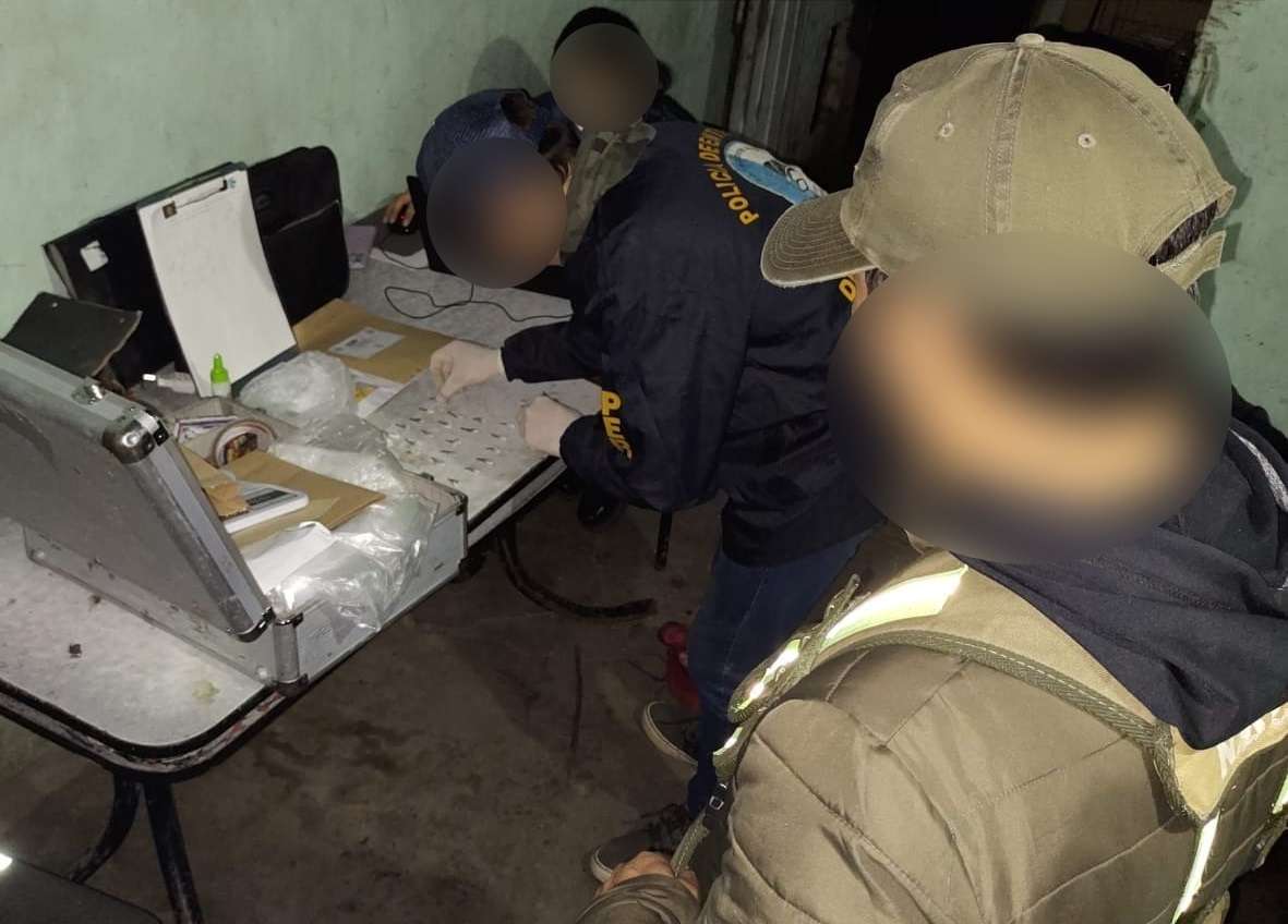 Allanaron dos casas en Gualeguaychú y encontraron cocaína