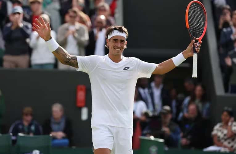 Histórico triunfo de un joven argentino en Wimbledon