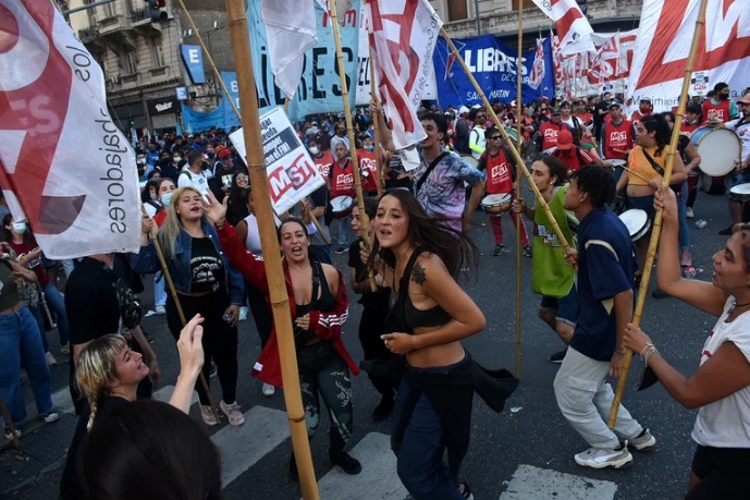 Tensión Entre El Gobierno Y Los Piqueteros Por Posibles Nuevas Medidas