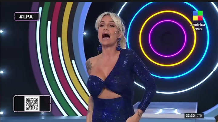 Florencia Peña se cayó en vivo en su programa: “Menos mal que hoy me ...