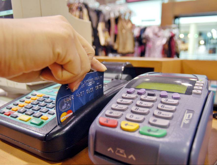 Ante la crisis del consumo, los industriales negocian con el Gobierno el regreso de los planes de 12 cuotas
