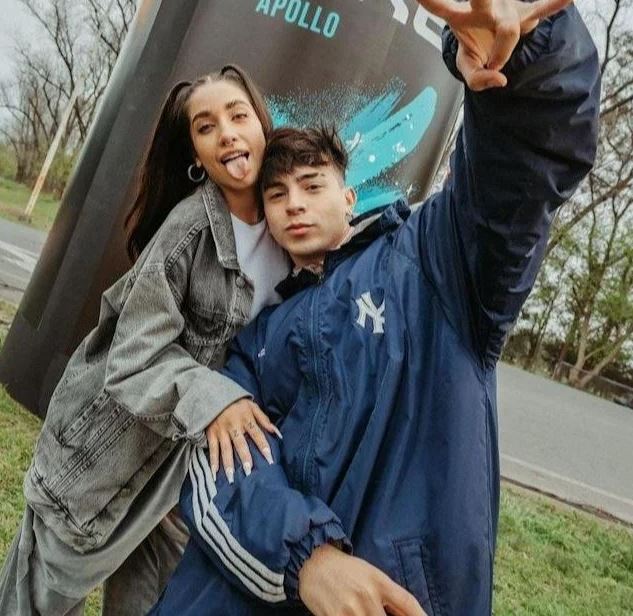 María Becerra se peleó con una actriz porno que intenta conquistar a su novio y liquidó a su ex