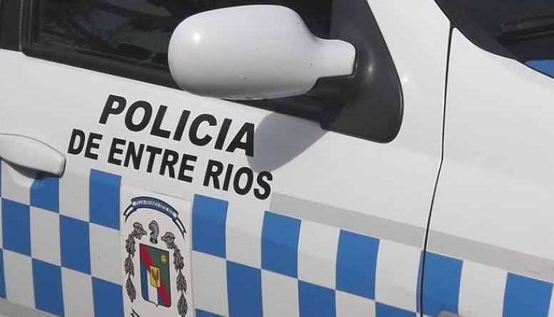 Una mujer sufrió un grave ataque de su pareja, lo denunció y reveló que tenía drogas y un arma