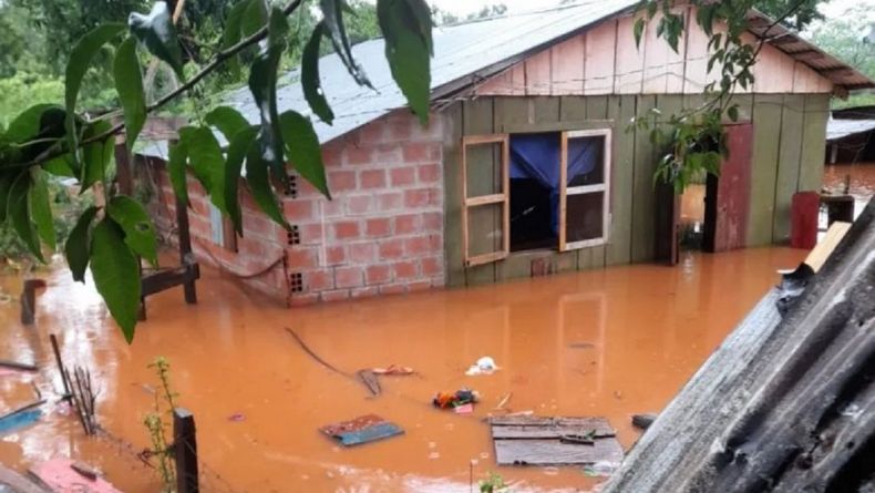 Evacuaron Más De Un Centenar De Familias Por La Crecida Del Río Uruguay El Día De Gualeguaychú 6912