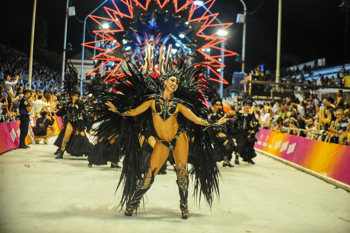 Así fue la apertura de Marí Marí en la segunda noche de Carnaval – El Día de Gualeguaychú