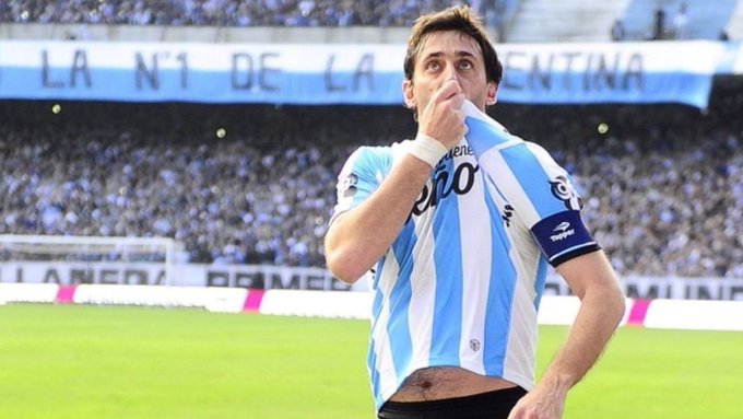 Diego Milito anunció su candidatura a presidente de Racing y aclaró su posición sobre las SAD