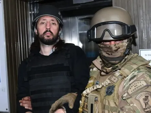 Femicidio en Córdoba: Familiares denuncian robos y obstáculos legales en la casa de las víctimas