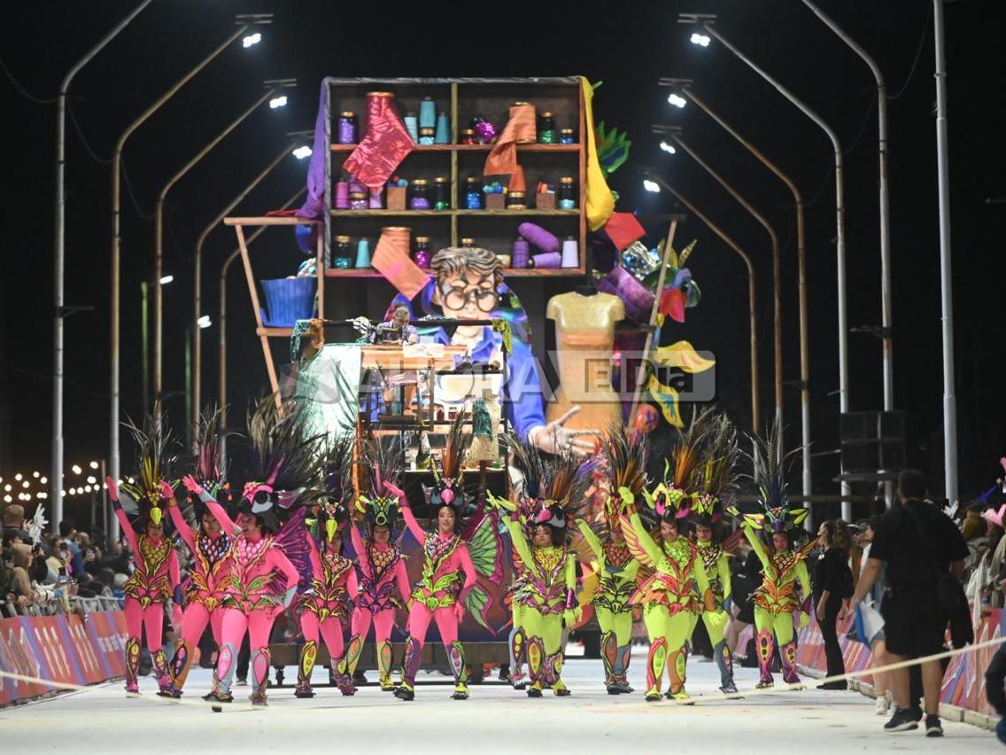 Mirá las mejores imágenes de la primera noche del Carnaval del País desde el lente de Ahora El Día